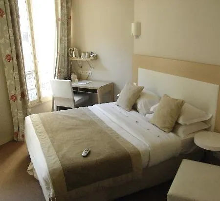 Du Savoir Hotel 3*