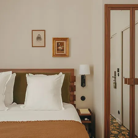 Du Savoir Hotel