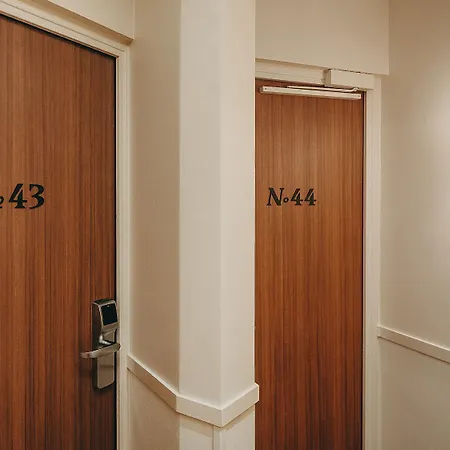 Du Savoir Hotel 3*