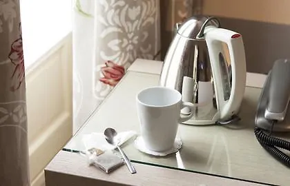 Le Petit Belloy Hotel Paris