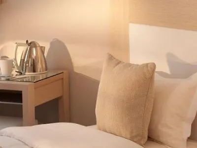 Otel Du Savoir 3*