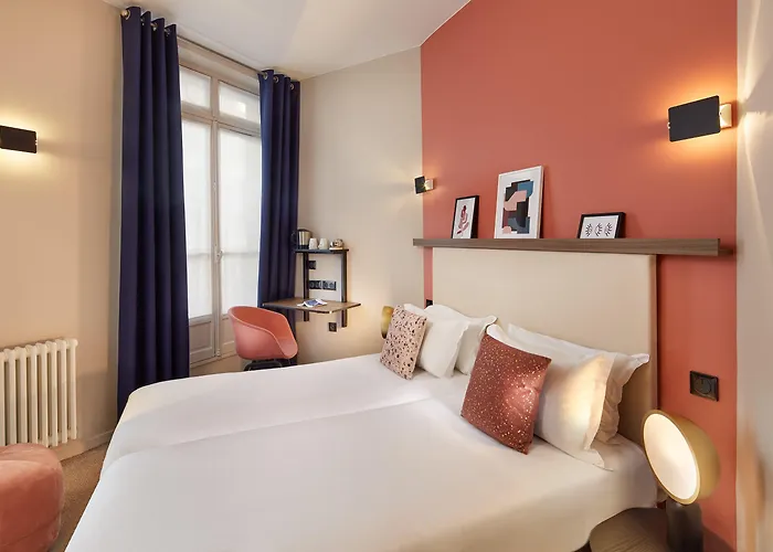 Hotel Du Savoir